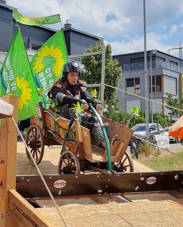 Seifenkistenrennen 2022: 🌻Grünes Team „Speedy Green“🌻 holt Platz 29