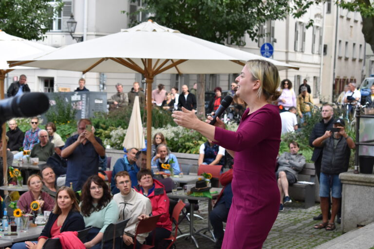 „Das kurzfristige Denken der Staatsregierung führt uns in eine ungewisse Zukunft“